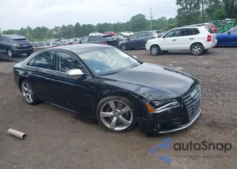 2013 Audi S8 4.0T z USA, uszkodzony, nr VIN WAUD2AFD9DN033113